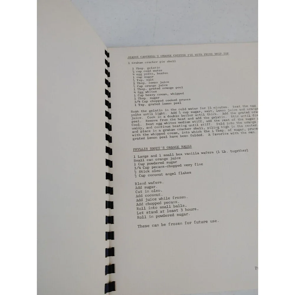 The Ten O'clock Listeners Cookbook, Houston TX 1976-77 Radio Hist Cookbook (160)